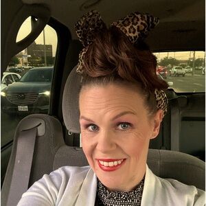 Meet your Posher, Heather